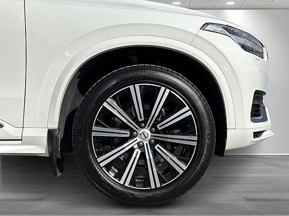 Volvo XC90 5 of 5