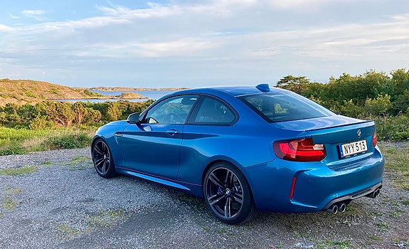 BMW M2 9 of 9