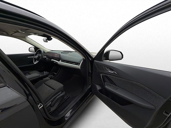 BMW iX1 24 of 30