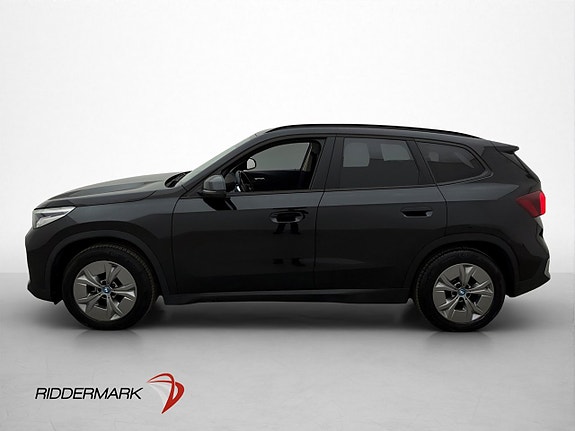 BMW iX1 5 of 5