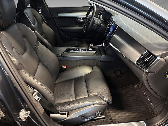 Volvo V90 Cross Country 23 of 23