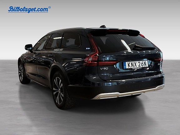 Volvo V90 Cross Country 11 of 23