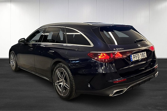 Mercedes-Benz E300 3 of 22