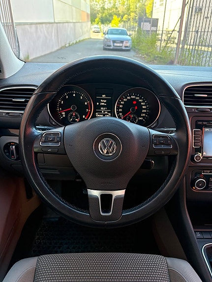 Volkswagen Golf-Serie 5 of 5