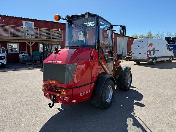 Weidemann 1390 3 of 6