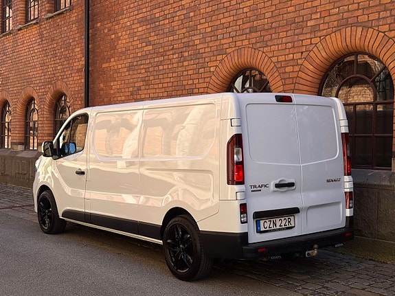 Renault Trafic 4 of 5