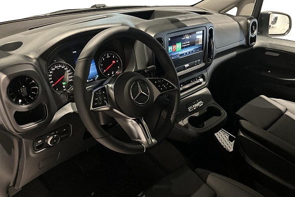 Mercedes-Benz Vito 119 3 of 5