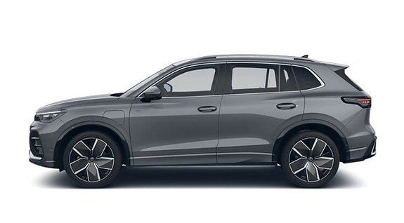 Volkswagen Tiguan 2 of 5