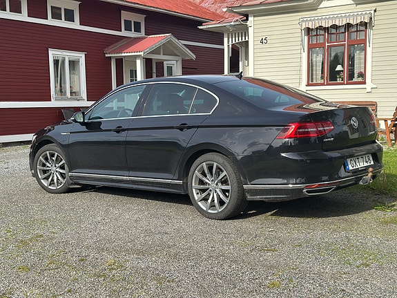 Volkswagen Passat 3 of 5