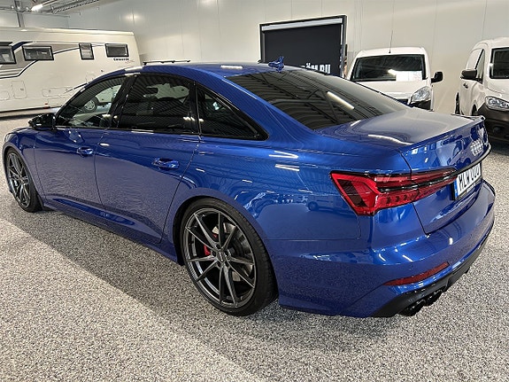 Audi S6 2 of 5