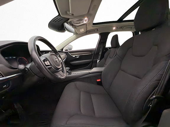 Volvo V90 Cross Country 11 of 30