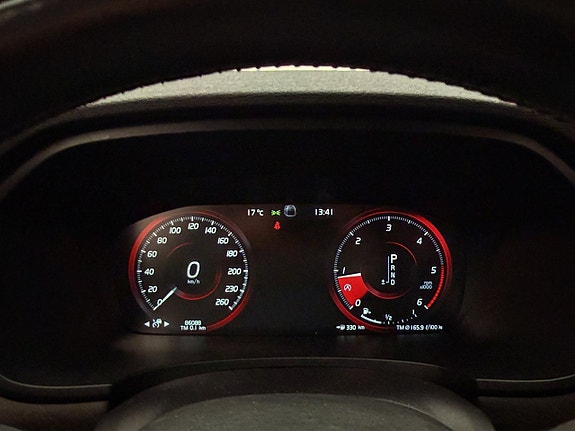 Volvo V90 Cross Country 15 of 30