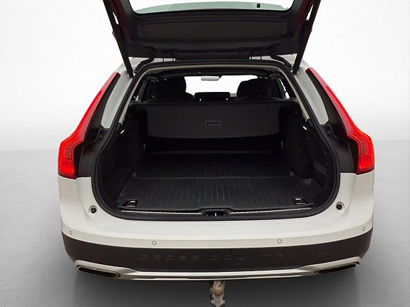 Volvo V90 Cross Country 29 of 30