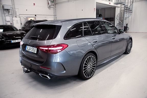 Mercedes-Benz C220 6 of 17
