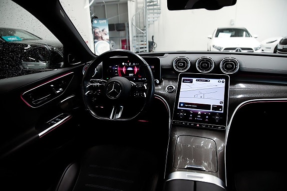 Mercedes-Benz C220 7 of 17