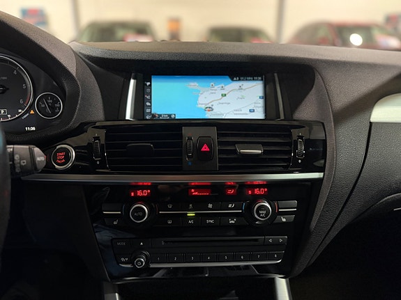 BMW X3 20 of 27
