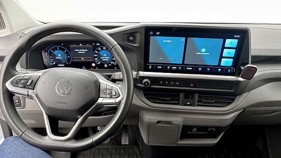 Volkswagen Transporter 10 of 12