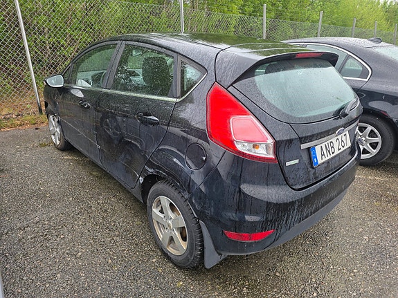Ford Fiesta 5 of 6