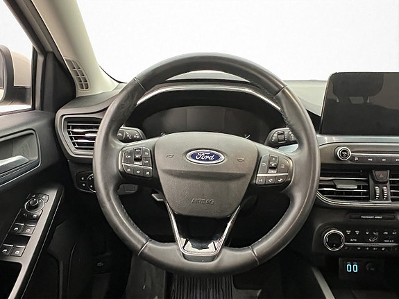 Ford Focus 11 of 30