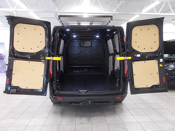 Ford Transit Custom 17 of 20