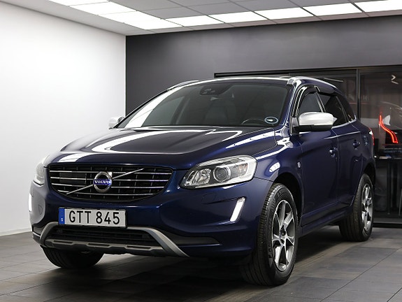 Volvo XC60 3 of 5