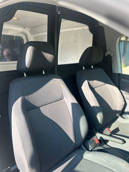 Volkswagen Caddy 9 of 10