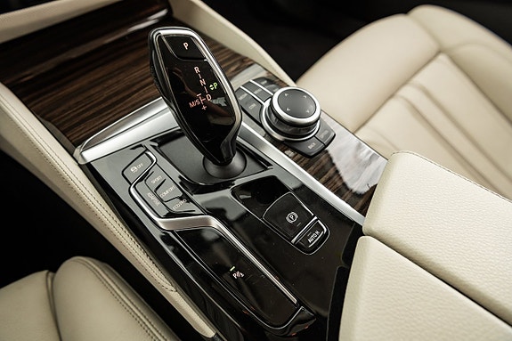 BMW 520d 13 of 21