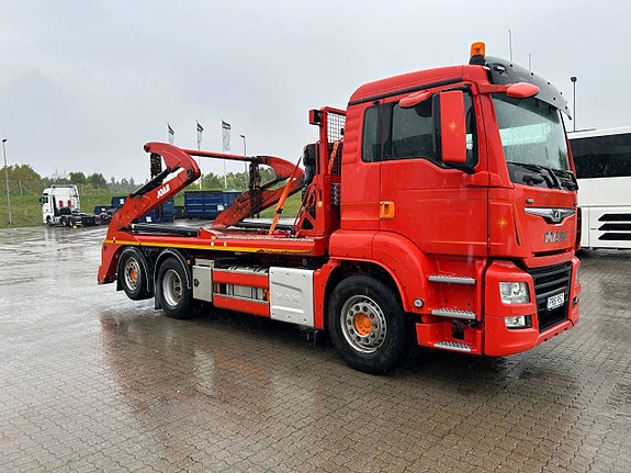 MAN TGX 26.360 Liftdumper få mil, för omgående leverans