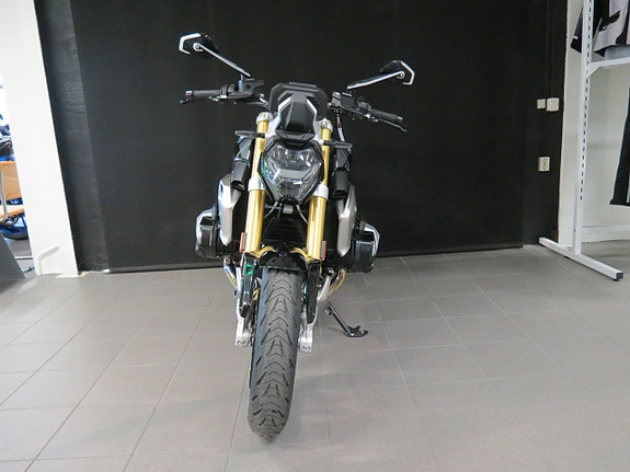 BMW R 1250 R TRIPLE BLACK 3 of 6