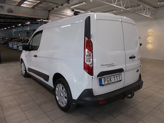 Ford Transit Connect 4 of 5