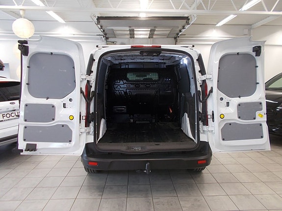 Ford Transit Connect 19 of 22