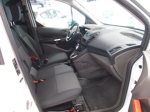 Ford Transit Connect 15 of 22