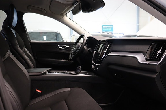 Volvo XC60 12 of 30
