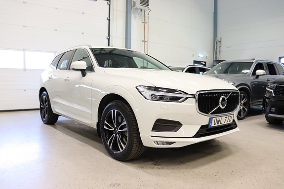 Volvo XC60 2 of 30