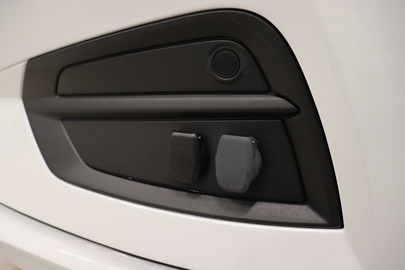 Volvo XC60 28 of 30