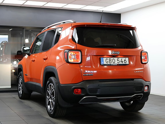 Jeep Renegade 7 of 27