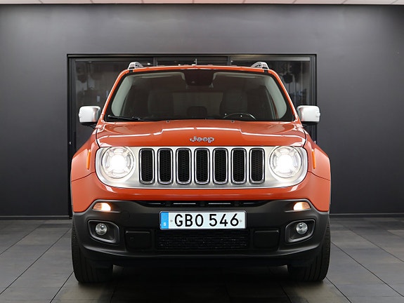 Jeep Renegade 12 of 27