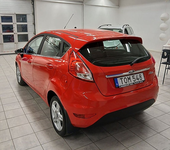 Ford Fiesta 3 of 5