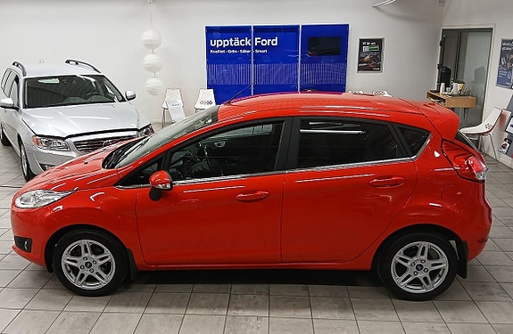 Ford Fiesta 2 of 5