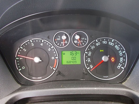 Ford Fiesta 8 of 16