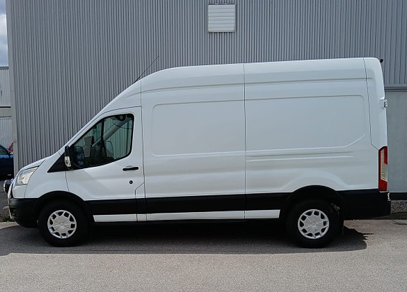 Ford Transit 2 of 5