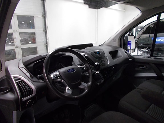 Ford Transit Custom 5 of 5