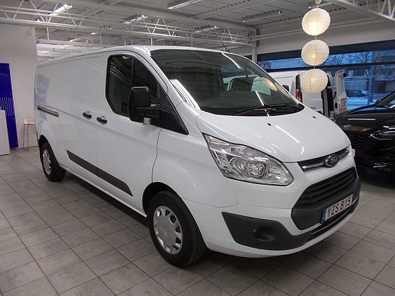 Ford Transit Custom 2 of 5