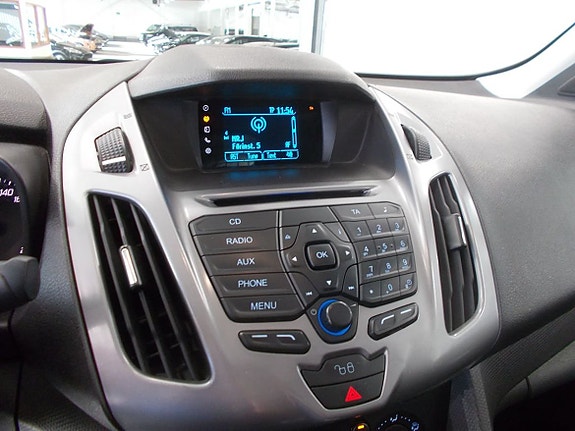 Ford Transit Connect 11 of 23