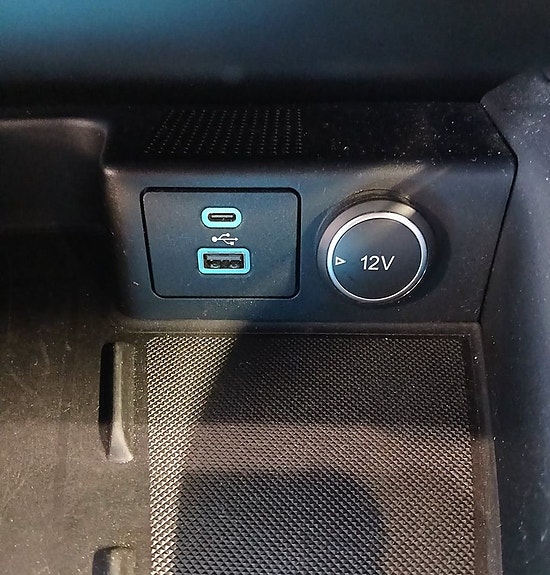 Ford Kuga 19 of 30