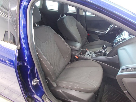 Ford Focus 15 of 21
