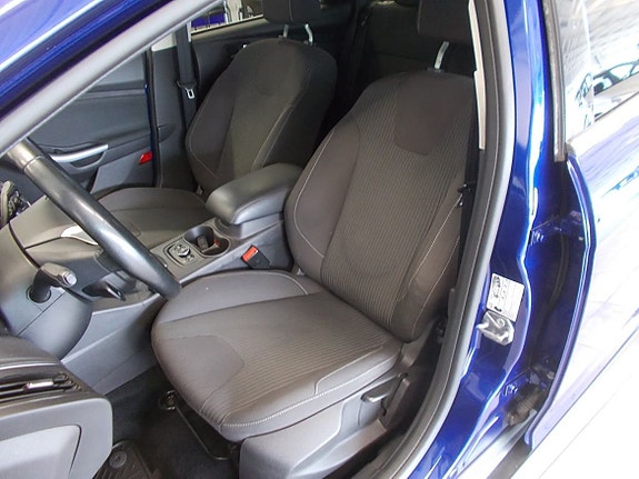 Ford Focus 7 of 21