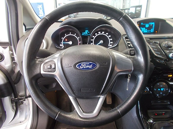 Ford Fiesta 7 of 21