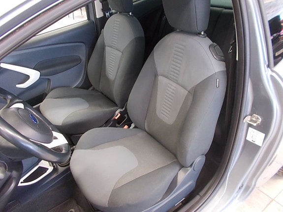 Ford Ka 6 of 17