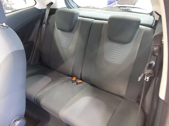 Ford Ka 7 of 17
